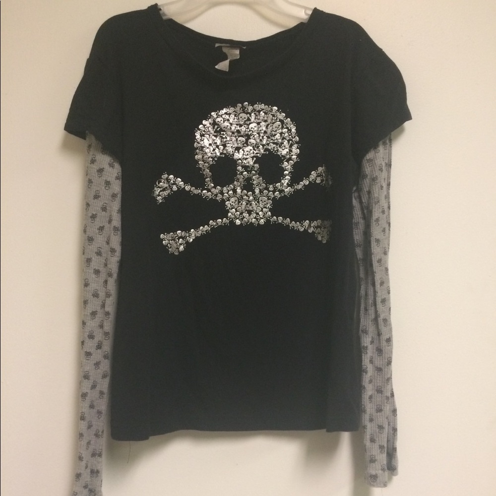 Black and silver skull shirt